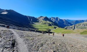 séjour randonnée tour du vieux chaillol descente col de vallompierrre