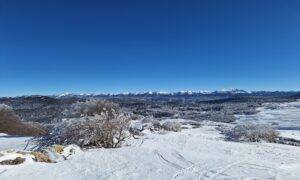 aventure-trekking-sejour-raquette-vercors-neige-et-saveurs-chaine-de-montagne