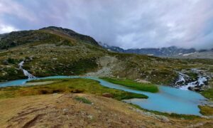 sous le lac d'arsine